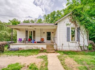 705 W 12th St, Columbia, TN 38401