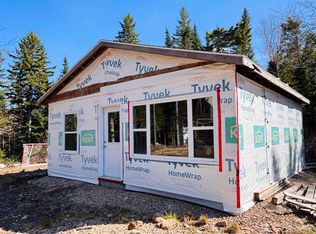 210 Poplar Dr, New Russell, NS B0J 2M0