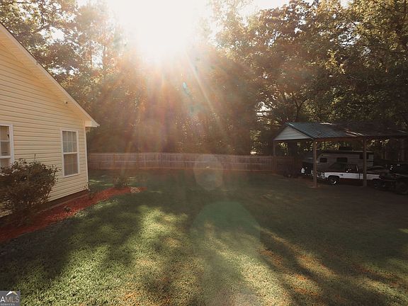5th image of 694 Mud Green Rd