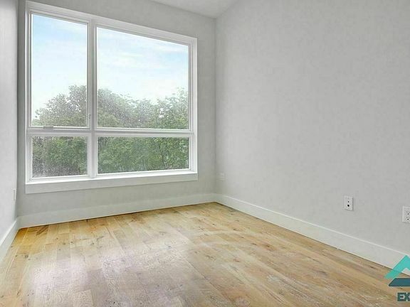 5th image of 418 Lexington Ave #4AA