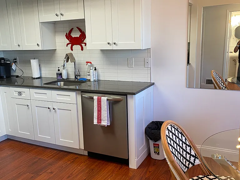 50 Hubbard Ln #10 — Photo 14