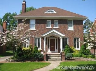 1337 Cadieux Rd, Grosse Pointe Park, MI 48230