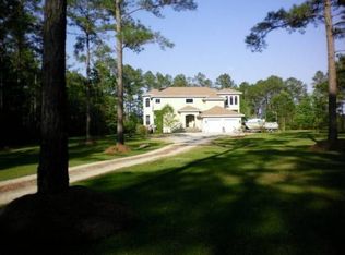 863 Fork Point Rd, Oriental, NC 28571