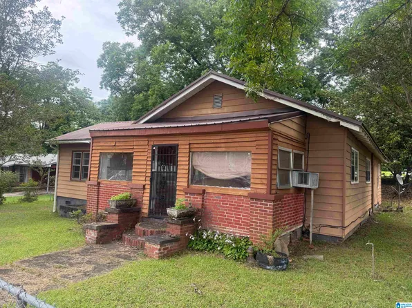 587 Border St, Roanoke, AL 36274