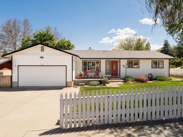 639 Evergreen Ln, Yreka, CA 96097