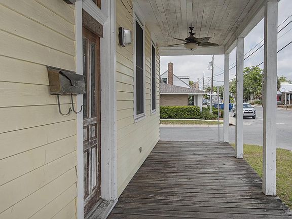 4th image of 501 E Government St