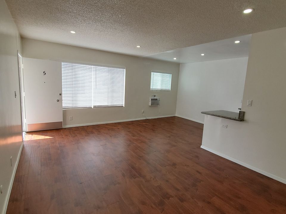 1st image of 3759 Bagley Ave APT 5