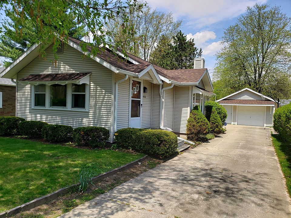 1st image of 456 W Main St
