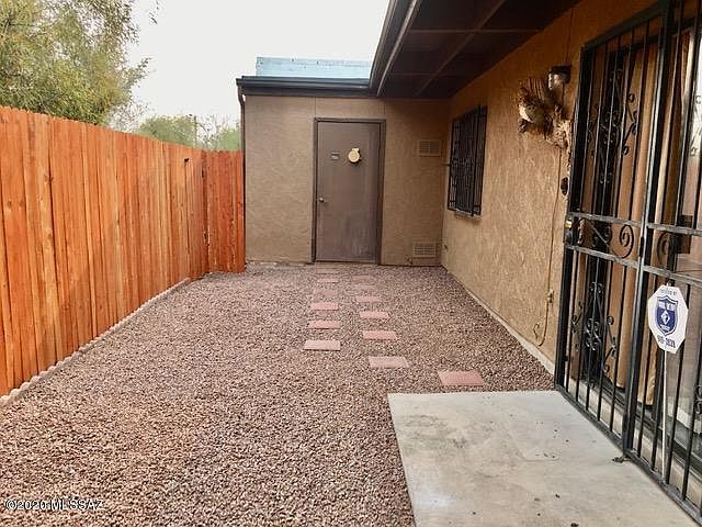 1st image of 8927 E Calle Norlo