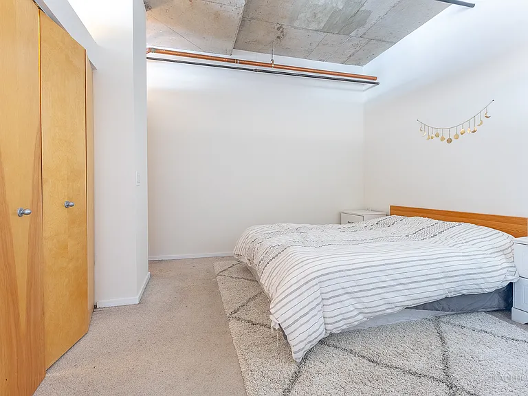6 S Laflin St #915 — Photo 9