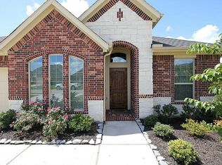 7932 Lake Commons Dr, Rosenberg, TX 77469