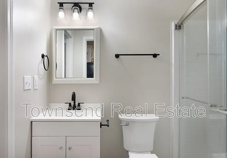 5845F Century Oaks Dr — Photo 7