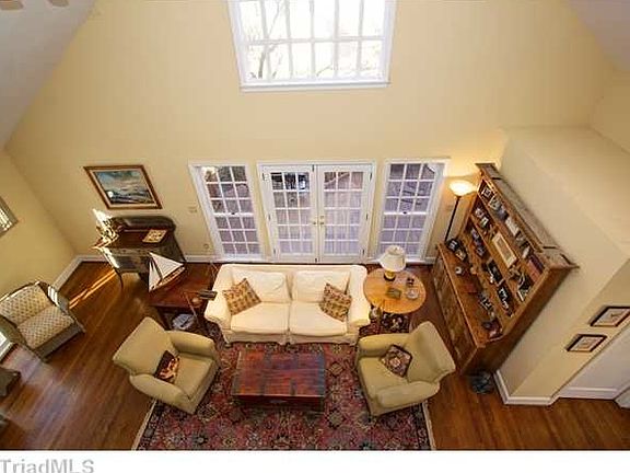 4th image of 612 Myers Ln
