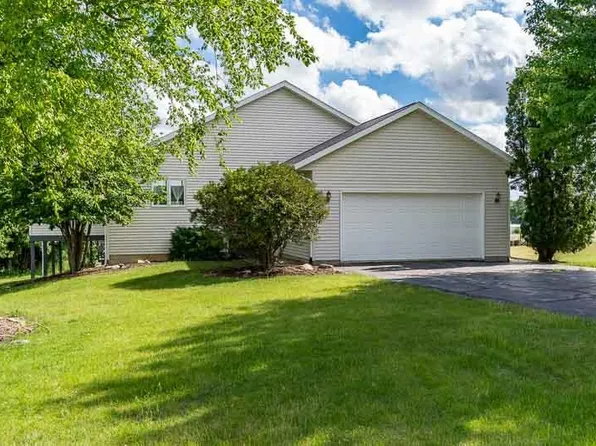 186 Lake Summerset Rd, Davis, IL 61019