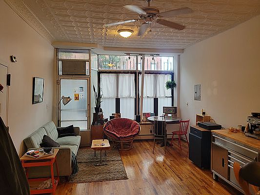 1st image of 542 Court St APT 1