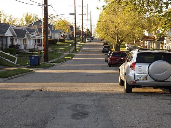 4th image of 2340 Fauver Ave