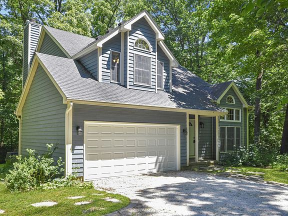 2nd image of 200 Deer Lakes Dr