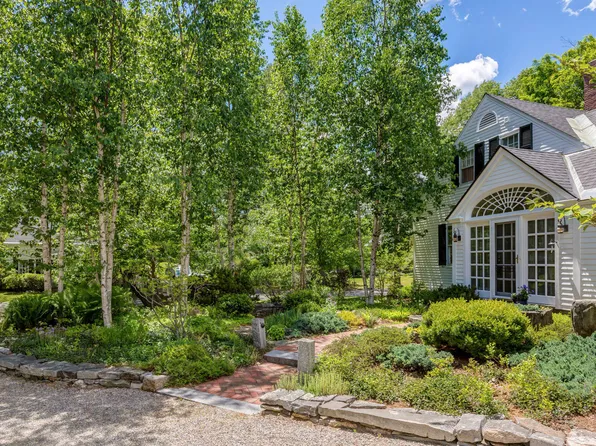 13 Main Street, Freeport, ME 04032