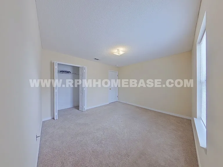 338 Apple Dr — Photo 9