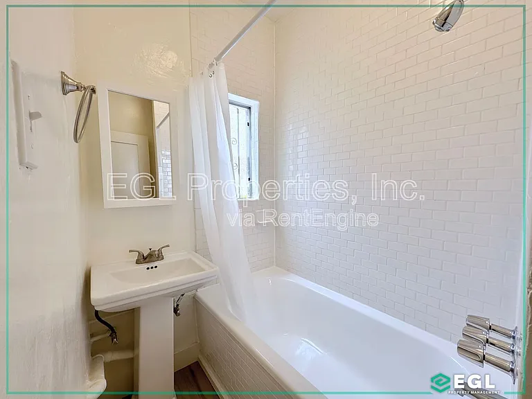 144 N New Hampshire Ave #3 — Photo 6