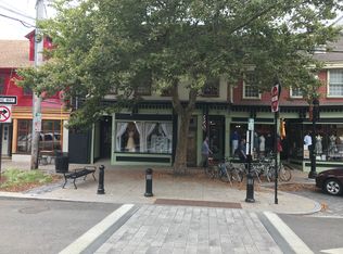 28 Broadway #A, Newport, RI 02840