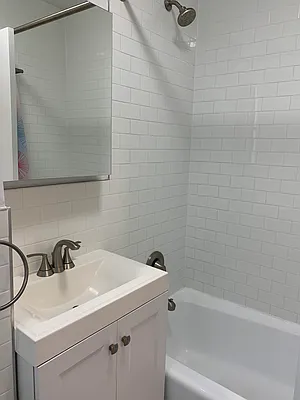 Rented by Douglas Elliman | media 15
