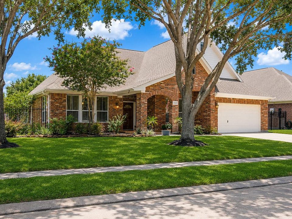 1st image of 18707 Agua Vista Dr