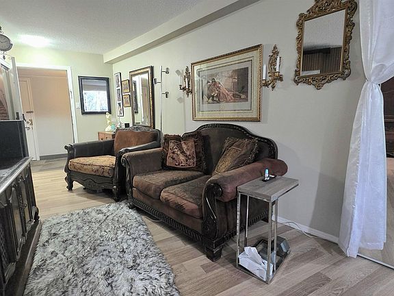 3rd image of 8930 149th St NW #104