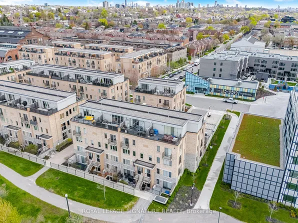 8 Foundry Ave #162, Toronto, ON M6H 0A5