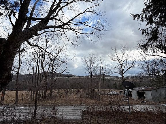 2nd image of 9653 Axtel Rd