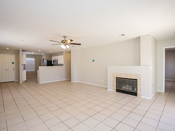 4th image of 865 Adobe Flat Dr