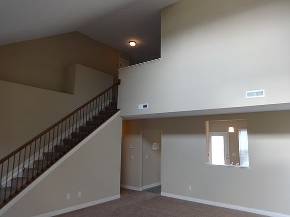 3rd image of 1089 Remi Dr