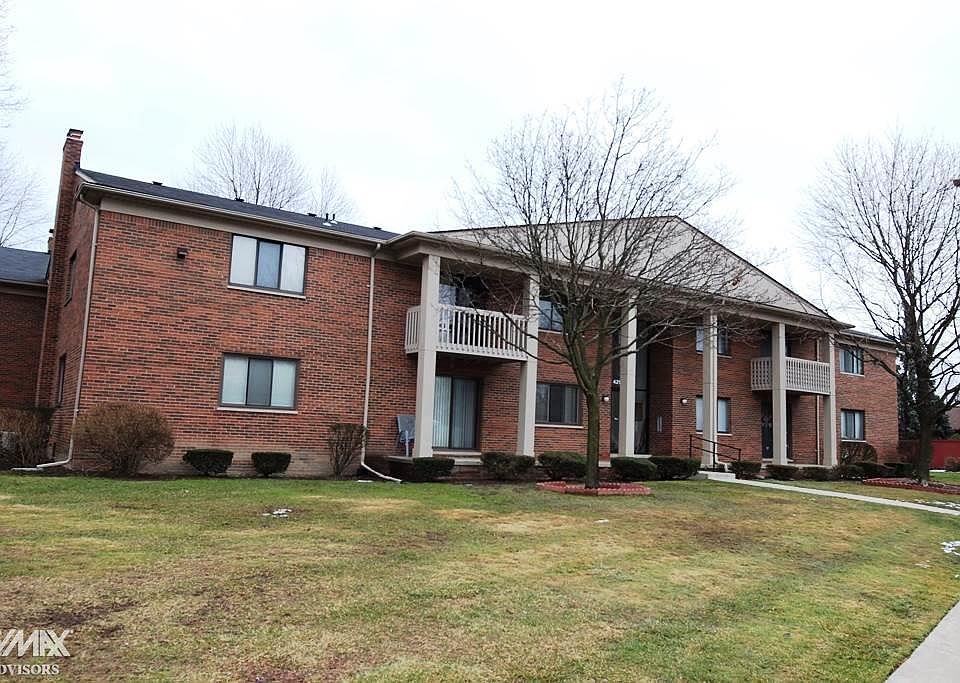 1st image of 42180 Toddmark Ln
