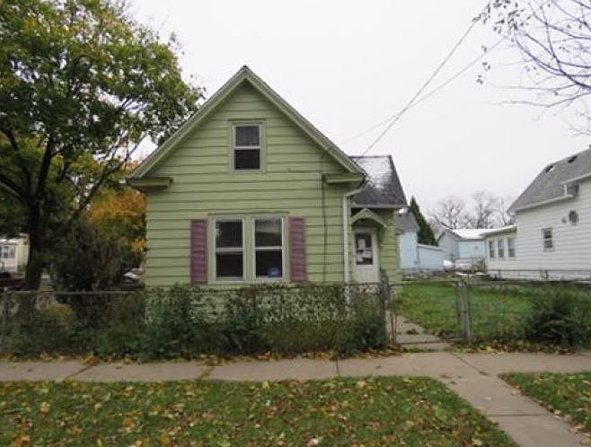 1st image of 540 Farrington St