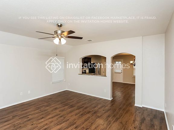 3rd image of 227 Thoroughbred St