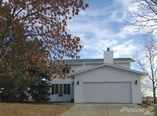 2218 6th Ave NE, Beulah, ND 58523