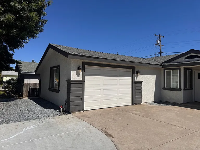 3872 E Ashlan Ave — Photo 23