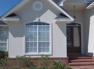 222 Lake Ridge Dr, Fairhope, AL 36532