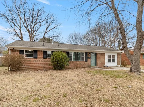 90 Haviland Drive, Newport News, VA 23601