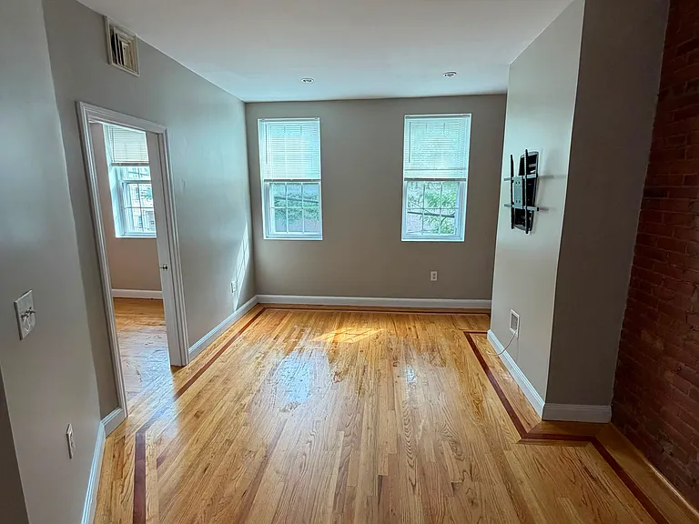 66 Beacon St #2 — Photo 5