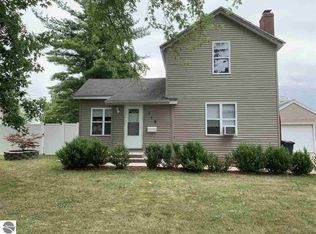 119 Euclid St, Saint Louis, MI 48880
