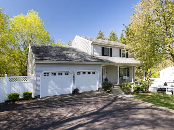 1453 Buckingham Street, Watertown, CT 06795