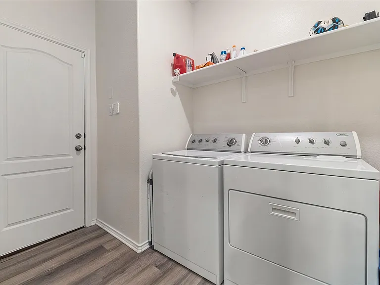 13921 Abraham Lincoln St — Photo 17