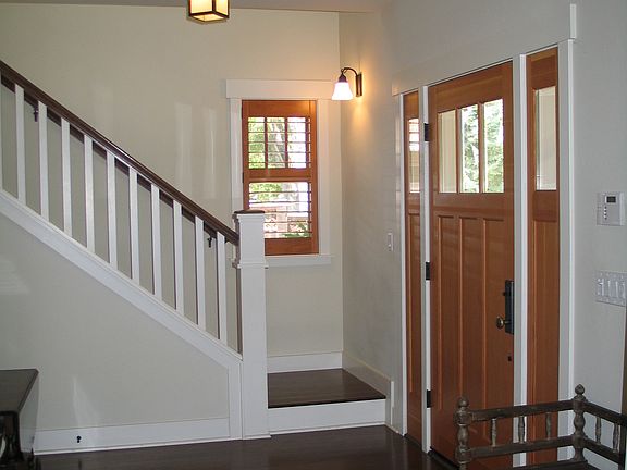 2nd image of 1460 37th St