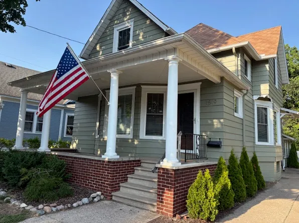 1519 Morton Ave, Saint Joseph, MI 49085