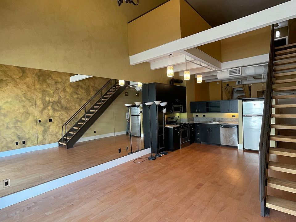 1st image of 334 Santana Row APT 307