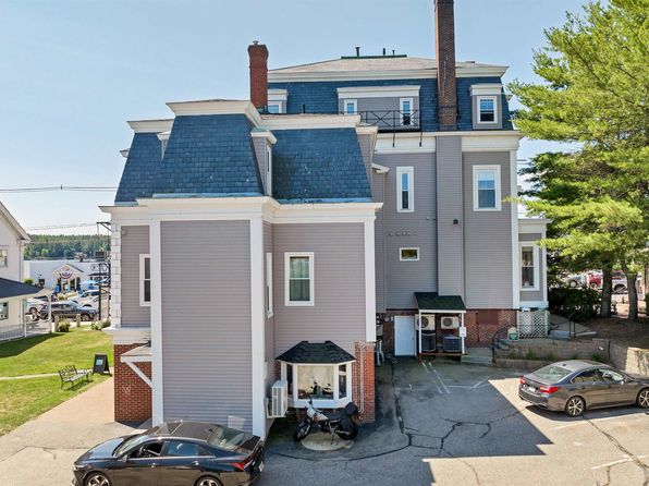 25 N Main St, Wolfeboro, NH 03894