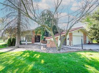 8718 Ashbrook Dr, West Chester, OH 45069