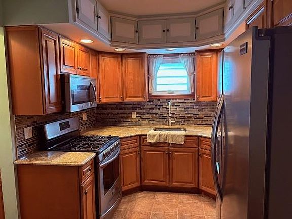 2nd image of 2043 E 64th St