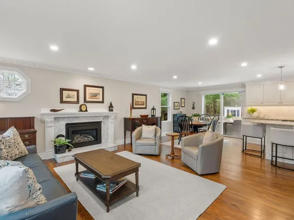 57 Fairhaven Ln, Barnstable, MA 02630